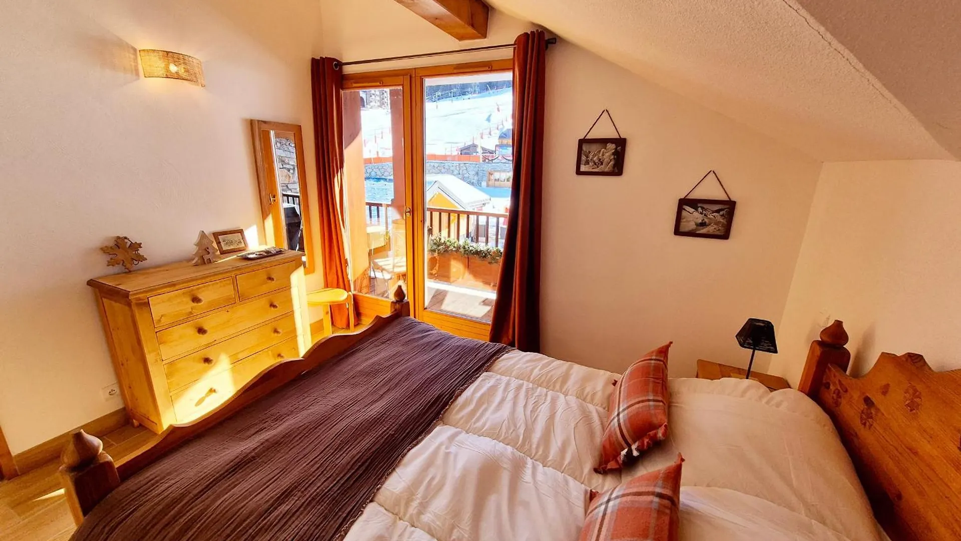 Duplex Renove Au Centre Avec Parking Et Wifi - Fr-1-755-26 Apartman La Plagne